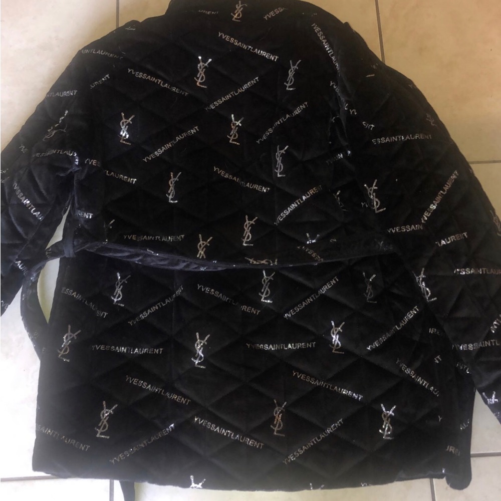 New jacket - Picture 2 of 6
